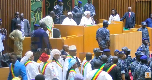Tensions Ã  lâ€™HÃ©micycle : la coalition Samm Sunnu Rew condamne les dÃ©putÃ©s de lâ€™opposition 