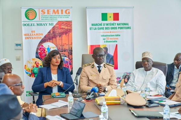 Marché d’intérêt national / Transport de fruits et légumes : Le Gouverneur et la DG de la SEMIG décongestionnent Dakar.