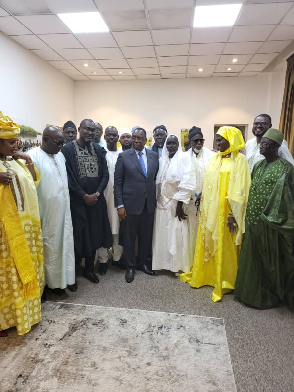 La plateforme Xippil Xol Lifi Macky Def reÃ§ue en audience au palais : Doro Gaye plÃ©biscitÃ© par Macky Sall
