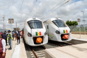 Le TER arrive à l